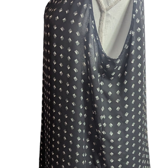 Worthington Sleeveless Top - Picture 4 of 5